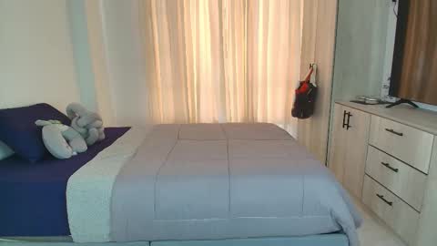 Alia  online show from February 2026 06:18:01 PM