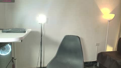 Snapshot of aliana_rouse chatting on May 2026 02:18:02 AM aliana_rouse online show from May 2026 02:18:02 AM