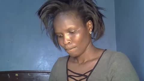 alic_crazy online show from November 2025 11:10:01 AM