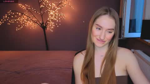 Snapshot of alicafoxis chatting on July 2026 05:37:02 PM Alica online show from July 2026 05:37:02 PM