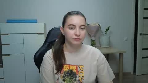 Snapshot of alice_________________________ chatting on February 2026 05:20:01 PM Alice online show from February 2026 05:20:01 PM