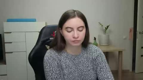 Snapshot of alice_________________________ chatting on March 2026 05:35:02 AM Alice online show from March 2026 05:35:02 AM