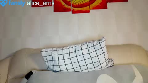 Alice Aris online show from May 2026 04:14:02 PM