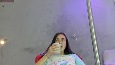 Alice Susan online show from April 2026 08:02:01 PM