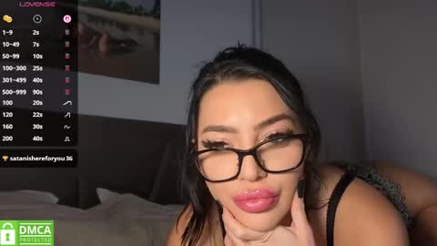 Snapshot of alice_bane chatting on November 2025 11:03:01 PM A R Y A T I A online show from November 2025 11:03:01 PM