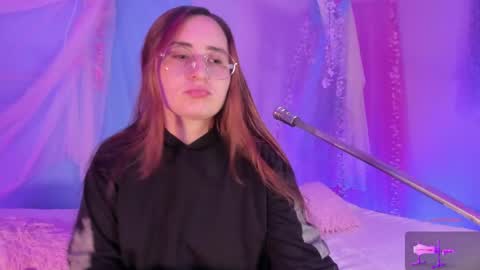 Snapshot of alice_cute77 chatting on April 2026 04:16:01 AM Mey online show from April 2026 04:16:01 AM