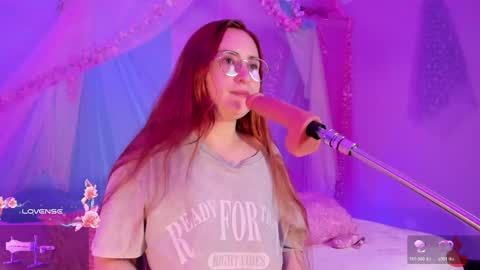 Snapshot of alice_cute77 chatting on May 2026 05:04:01 AM Mey online show from May 2026 05:04:01 AM