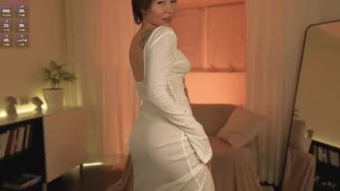 alice_eva online show from November 2025 01:15:01 PM