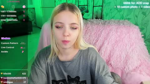 alice_halle online show from December 2024 08:54:02 PM