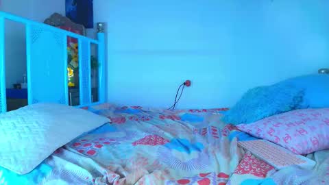 Alice online show from October 2025 05:50:02 AM