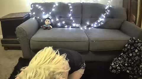 alice_leray online show from February 2025 05:19:01 AM