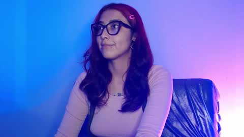 Snapshot of alice_phantom chatting on January 2026 01:42:02 AM online show from January 2026 01:42:02 AM