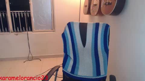 Alicia Aldara online show from October 2025 05:37:01 AM