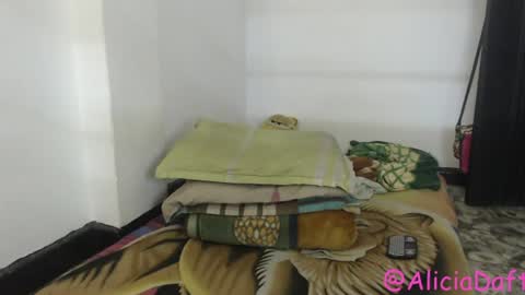 Snapshot of alice_psilocybe_sabina420 chatting on July 2026 02:52:02 PM Alicia Aldara online show from July 2026 02:52:02 PM