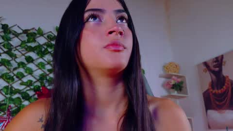 alice_rous21 online show from December 2025 01:16:01 PM