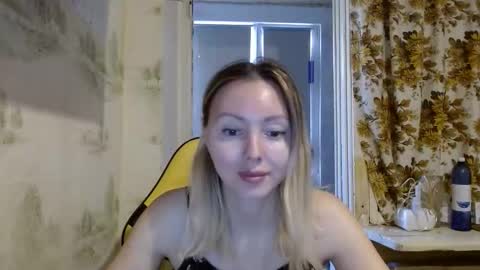 Alice smiles online show from April 2026 05:08:02 AM