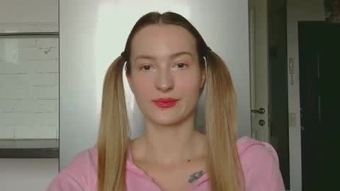 Snapshot of alice_sweet_01 chatting on September 2025 08:50:01 AM Alice online show from September 2025 08:50:01 AM