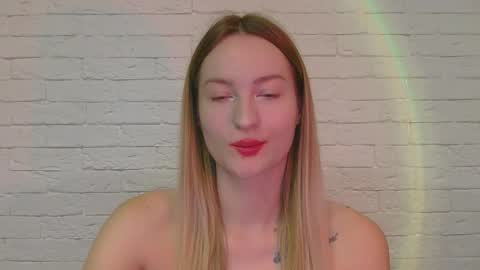 Snapshot of alice_sweet_01 chatting on October 2025 03:24:01 PM Alice online show from October 2025 03:24:01 PM