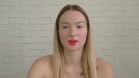 Snapshot of alice_sweet_01 chatting on October 2025 01:33:02 PM Alice online show from October 2025 01:33:02 PM