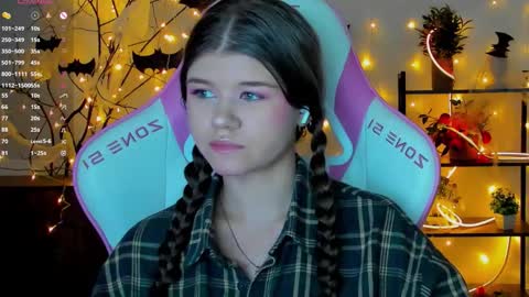 Alice online show from October 2025 10:36:01 PM