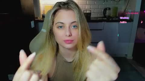 Snapshot of alice_wander chatting on July 2026 02:48:02 AM Alice online show from July 2026 02:48:02 AM