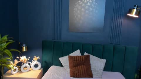 Alice and Asia online show from September 2025 03:06:02 AM