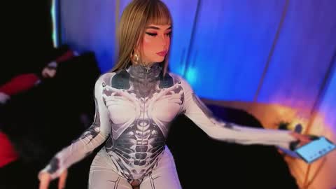 Snapshot of alicebby_bigcock19 chatting on February 2026 07:48:01 PM Alice online show from February 2026 07:48:01 PM