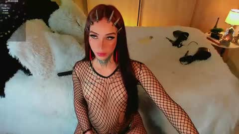 Snapshot of alicebby_bigcock19 chatting on June 2026 02:24:02 AM Alice online show from June 2026 02:24:02 AM