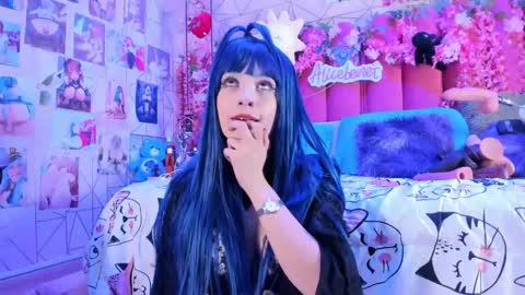 Snapshot of alicebenett_ chatting on May 2026 10:15:02 PM online show from May 2026 10:15:02 PM