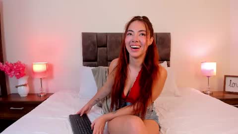 Snapshot of alicecullenn_ chatting on June 2026 11:09:02 PM Alice Cullen online show from June 2026 11:09:02 PM