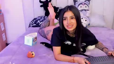 Snapshot of alicee_0 chatting on June 2026 02:11:02 AM Alice online show from June 2026 02:11:02 AM