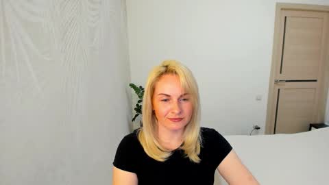 Alicee online show from March 2026 05:01:02 PM