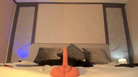 alicee_clark_ online show from February 2026 03:05:02 AM