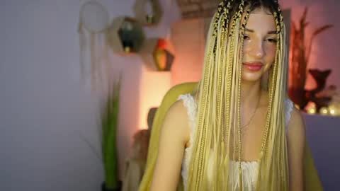 Alicee Kiss online show from December 2024 11:05:02 PM