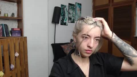 alicee_logan_ online show from March 2026 04:19:01 AM