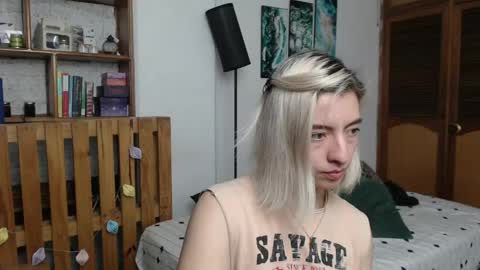 alicee_logan_ online show from May 2026 02:29:02 AM