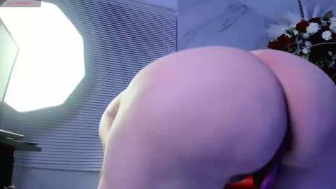 Snapshot of alicee_mature chatting on June 2026 08:19:02 AM alicee online show from June 2026 08:19:02 AM