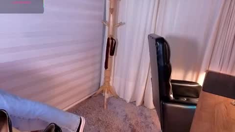 Aleja  online show from November 2025 11:21:01 AM