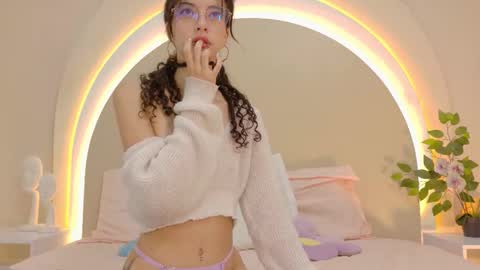 alice online show from November 2025 05:45:02 PM