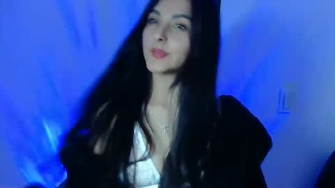 Snapshot of alicee_roos chatting on January 2025 09:53:01 PM Alice online show from January 2025 09:53:01 PM