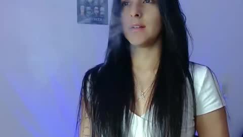 Snapshot of alicee_roos chatting on January 2025 06:53:02 PM Alice online show from January 2025 06:53:02 PM