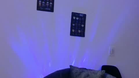 Snapshot of alicee_roos chatting on January 2025 11:50:01 PM Alice online show from January 2025 11:50:01 PM