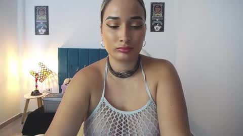 Snapshot of alicee_wild_ chatting on October 2025 09:24:01 PM Alicia 1000 PM - 600 AM COLOMBIAN TIME online show from October 2025 09:24:01 PM