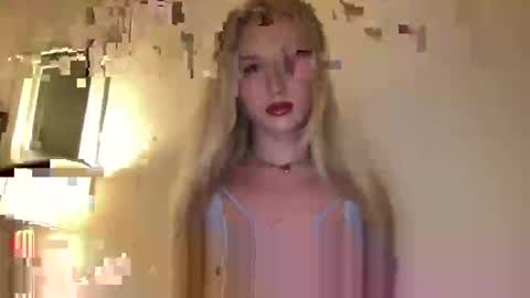 Snapshot of alicegreyyy chatting on January 2026 03:42:02 AM Alice online show from January 2026 03:42:02 AM