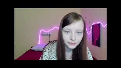 Alie online show from September 2025 01:42:02 AM