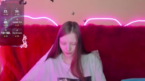 Alie online show from December 2025 01:23:02 AM