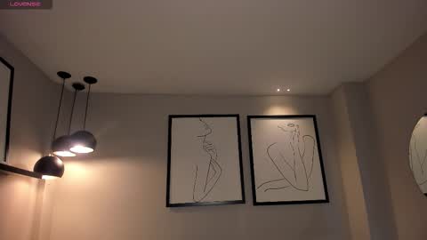 Alice online show from October 2025 07:05:02 PM