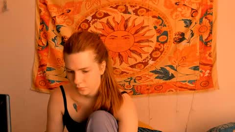 Snapshot of aliceinredsquare_ chatting on May 2026 05:23:01 AM Alice online show from May 2026 05:23:01 AM