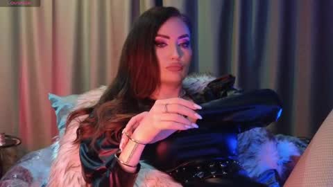 alicejameson online show from April 2026 09:32:02 PM