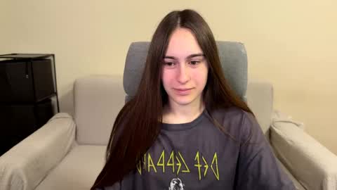 alicekollt online show from April 2026 07:10:01 PM